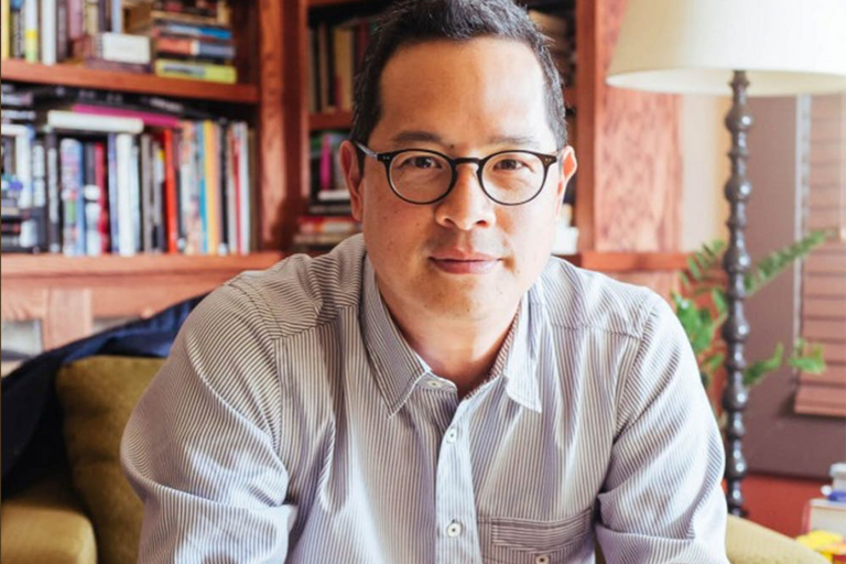 Headshot of Jeff Chang in studio